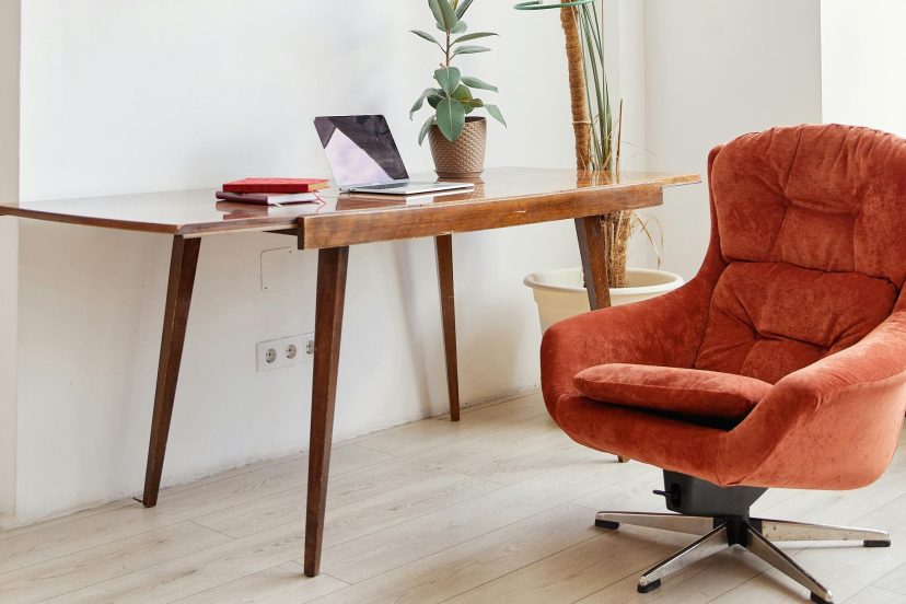 Ergonomic Living Room Chairs